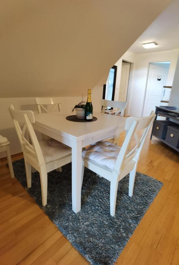Apartment Eckberger Weinstrasse *