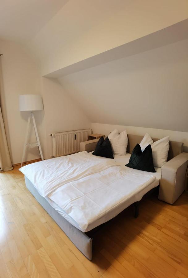 Apartment Eckberger Weinstrasse *