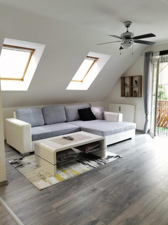 Apartment Eckberger Weinstrasse *
